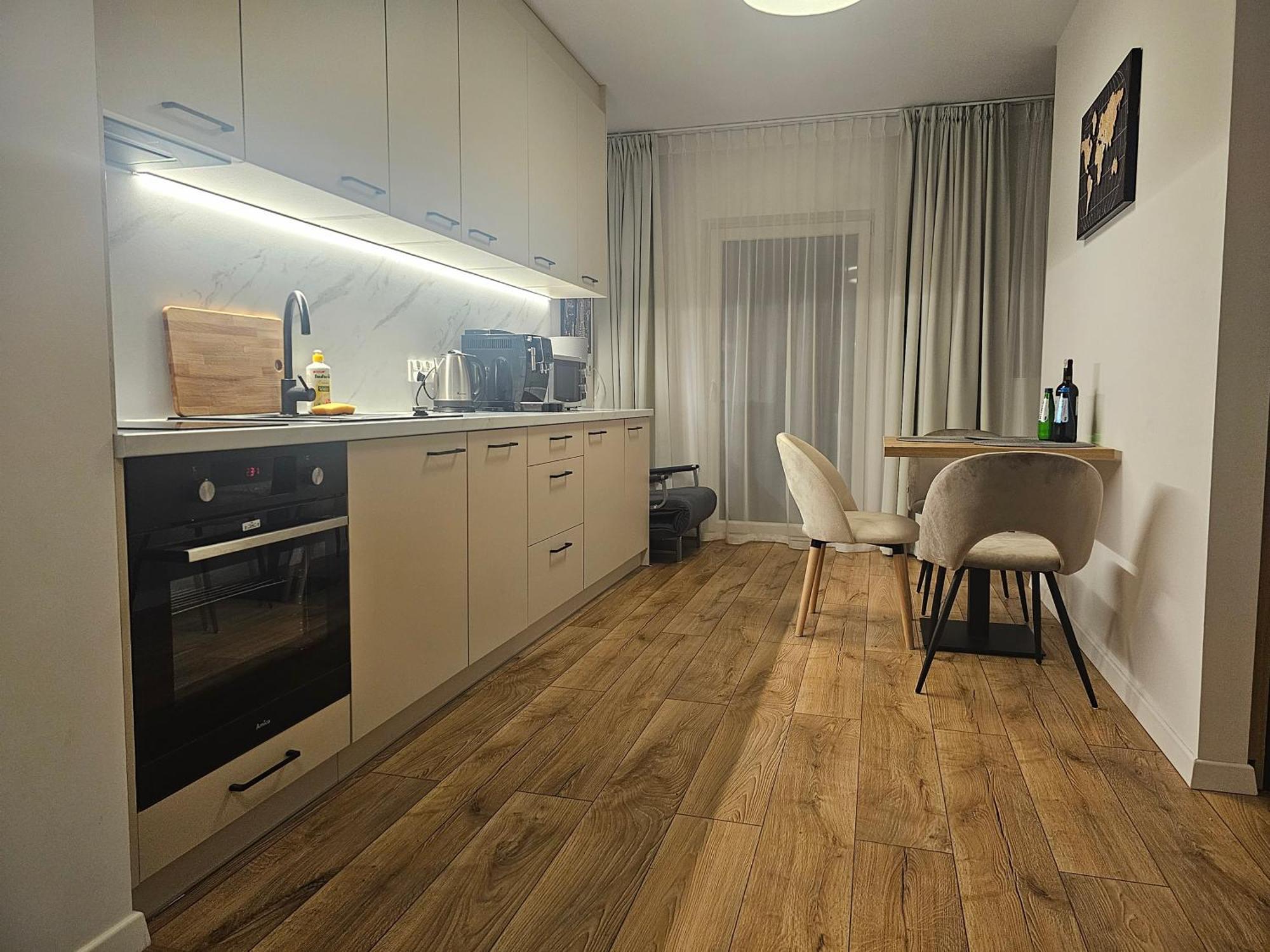 City Sense New Apartments - Main Station And City Center Wroclaw Bagian luar foto