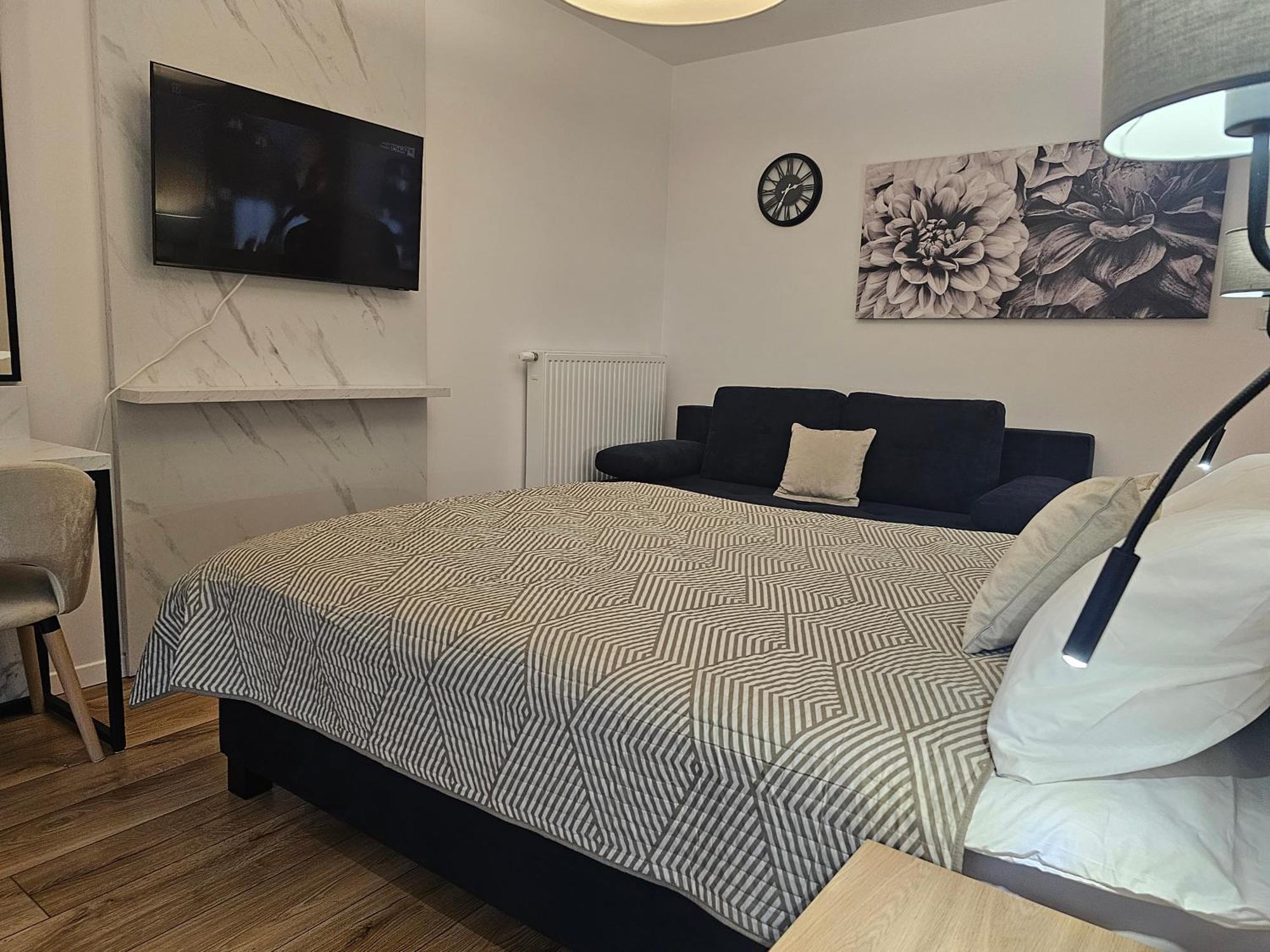 City Sense New Apartments - Main Station And City Center Wroclaw Bagian luar foto