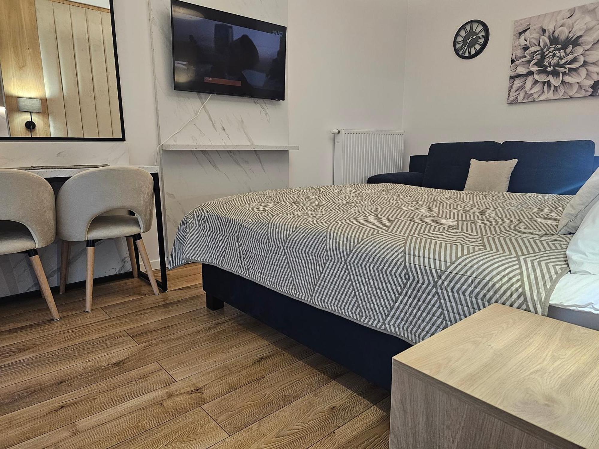 City Sense New Apartments - Main Station And City Center Wroclaw Bagian luar foto