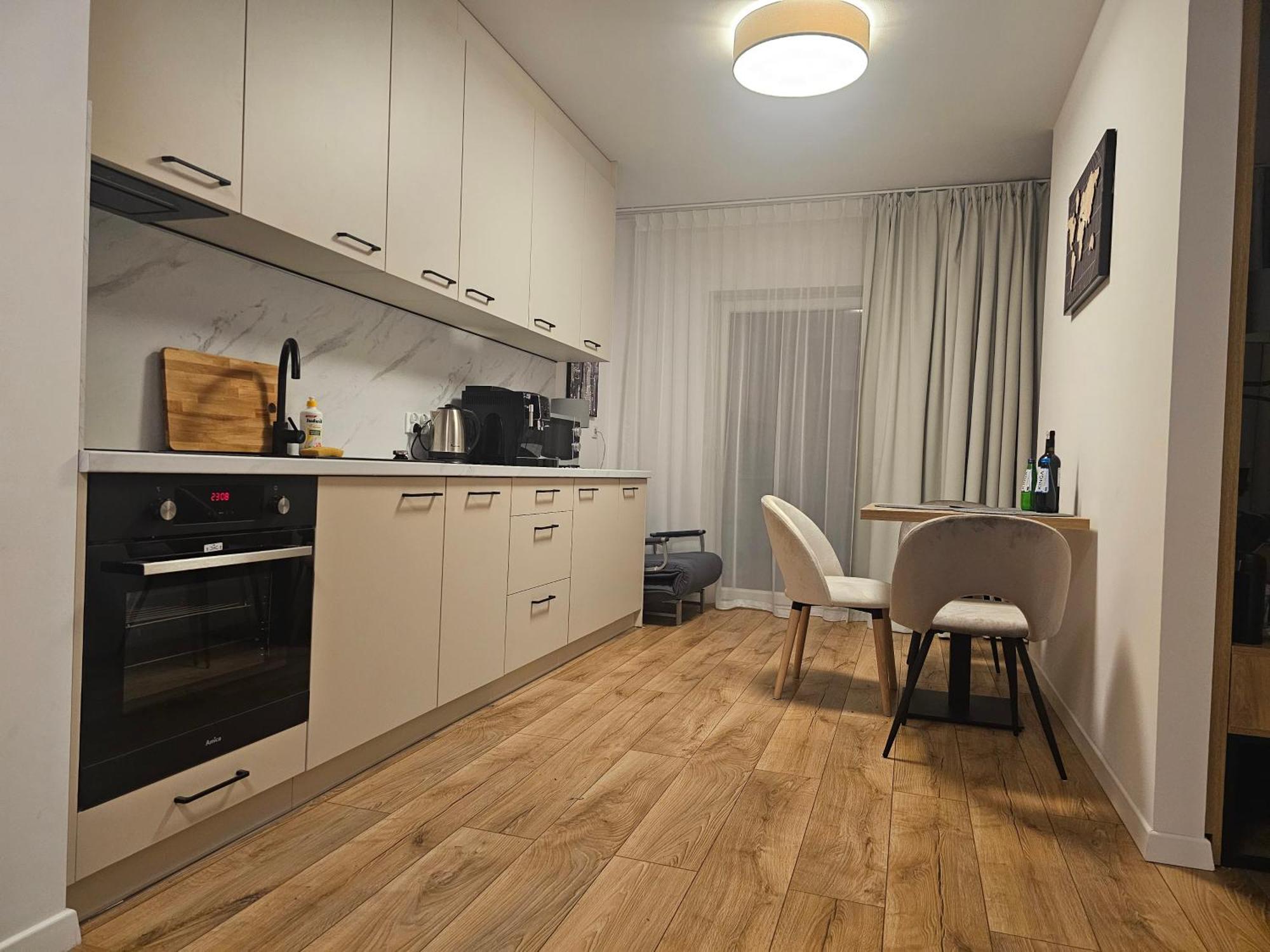 City Sense New Apartments - Main Station And City Center Wroclaw Bagian luar foto