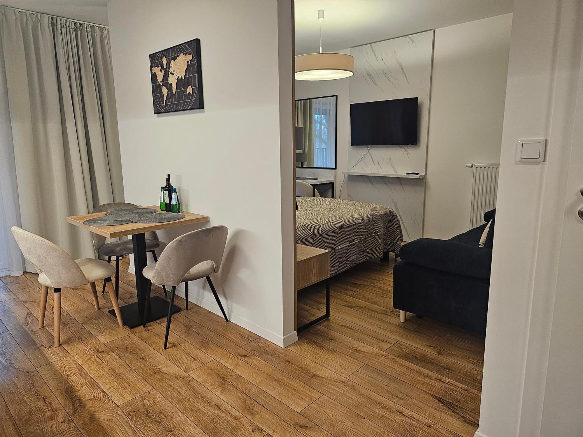 City Sense New Apartments - Main Station And City Center Wroclaw Bagian luar foto