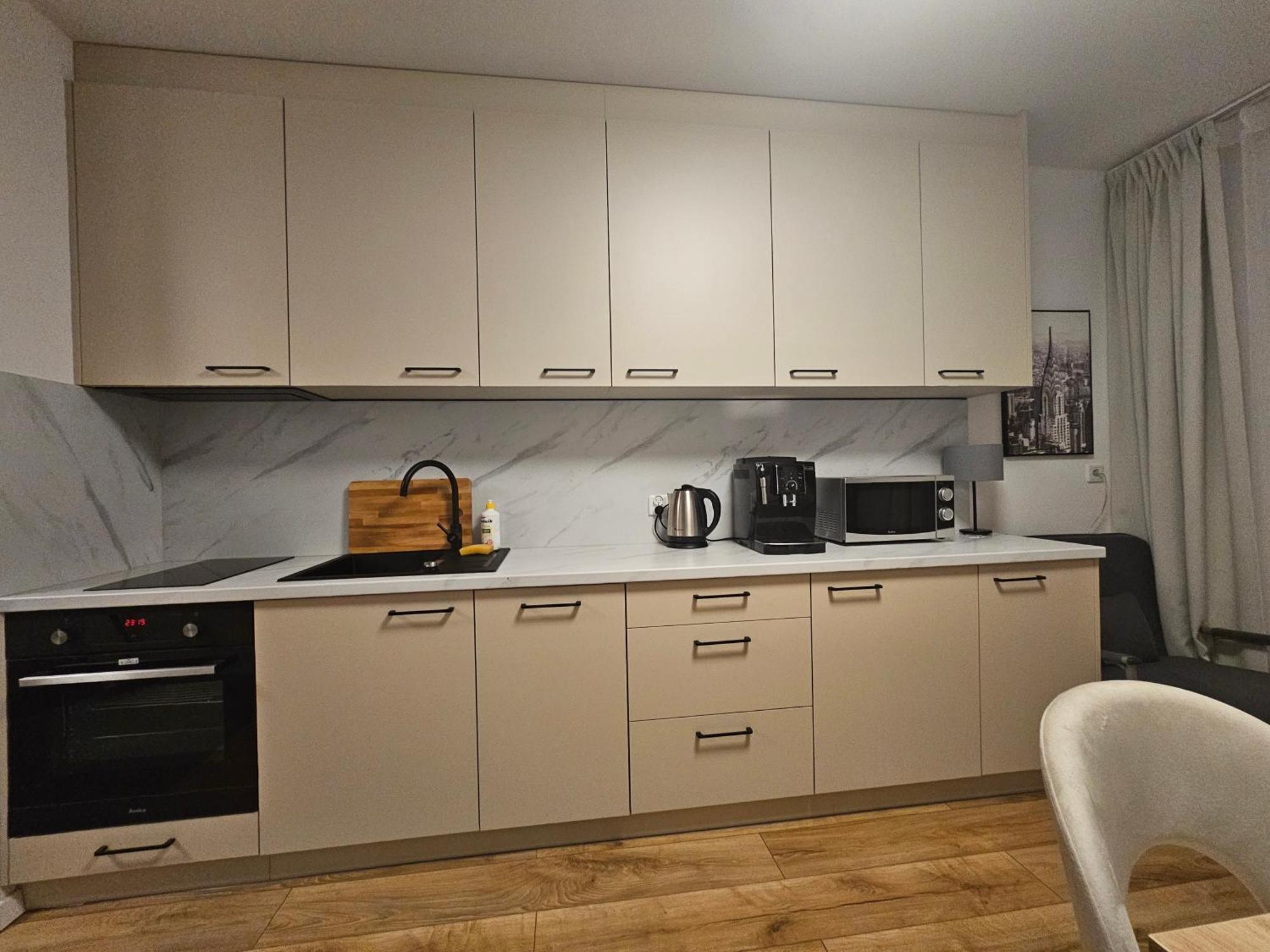 City Sense New Apartments - Main Station And City Center Wroclaw Bagian luar foto