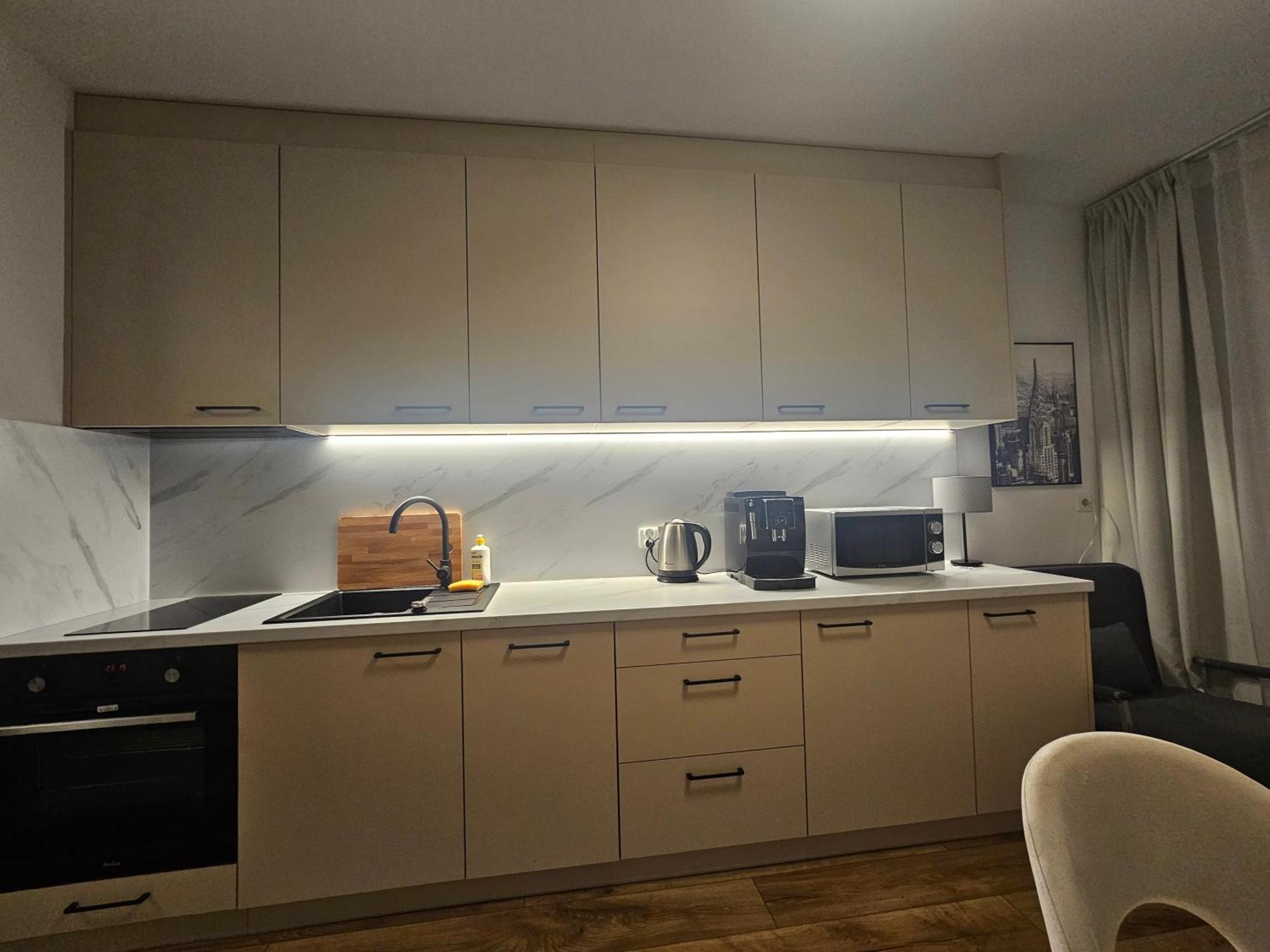 City Sense New Apartments - Main Station And City Center Wroclaw Bagian luar foto