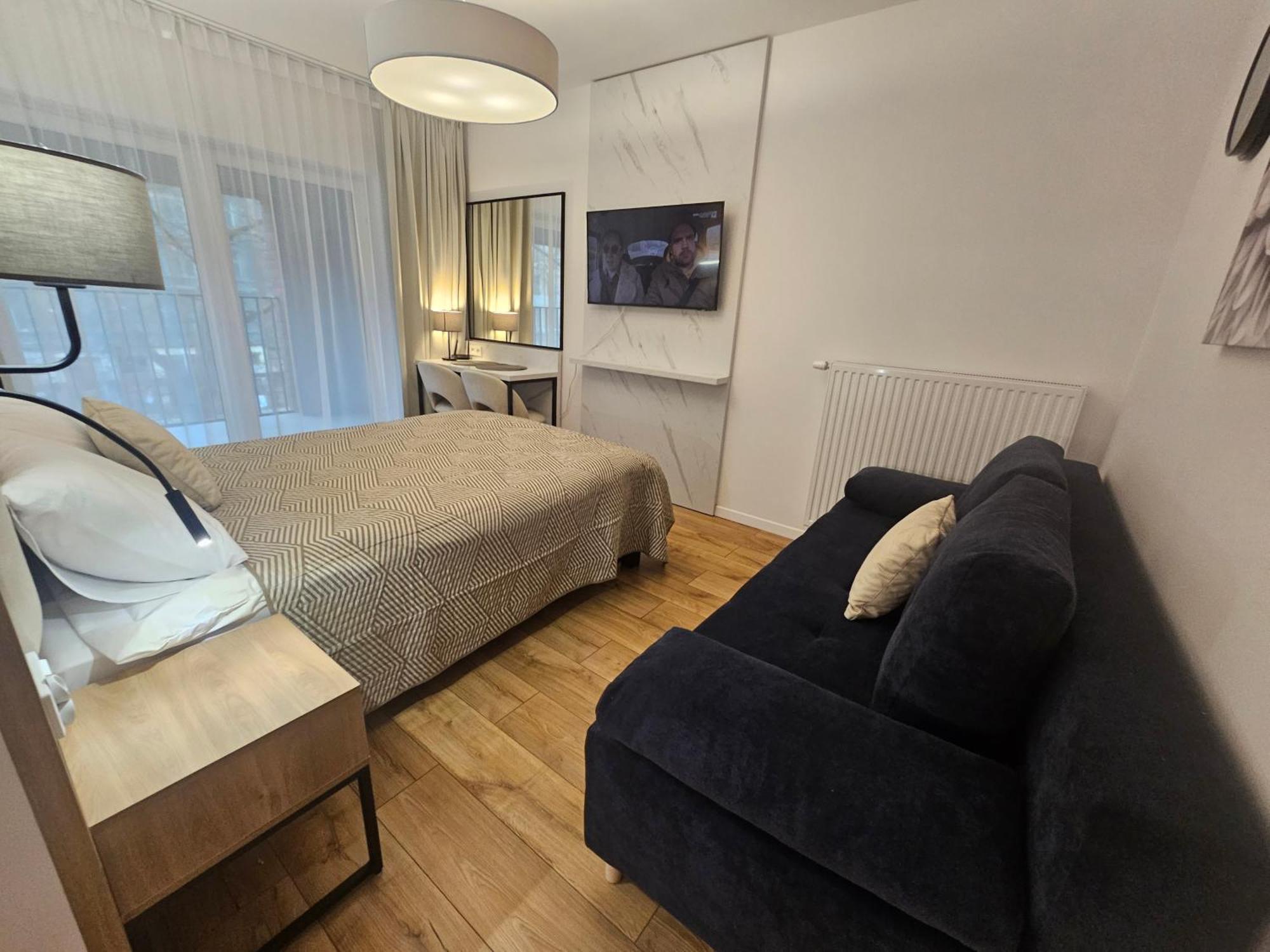 City Sense New Apartments - Main Station And City Center Wroclaw Bagian luar foto