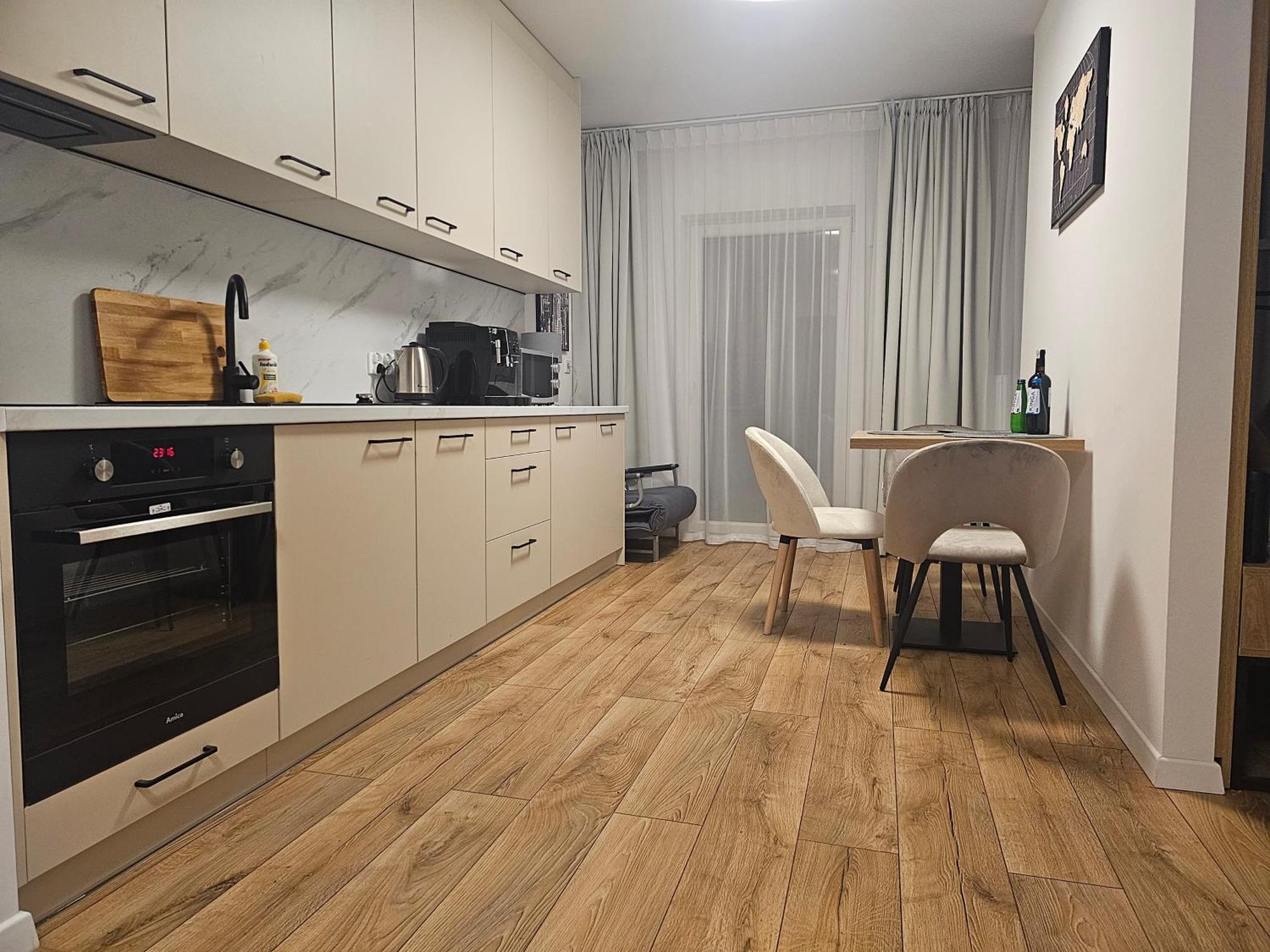 City Sense New Apartments - Main Station And City Center Wroclaw Bagian luar foto