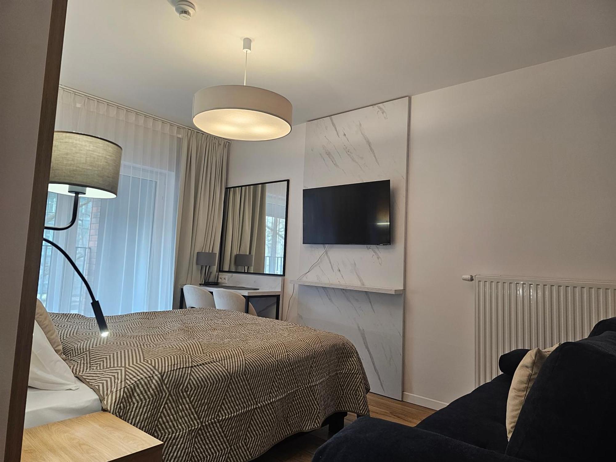 City Sense New Apartments - Main Station And City Center Wroclaw Bagian luar foto