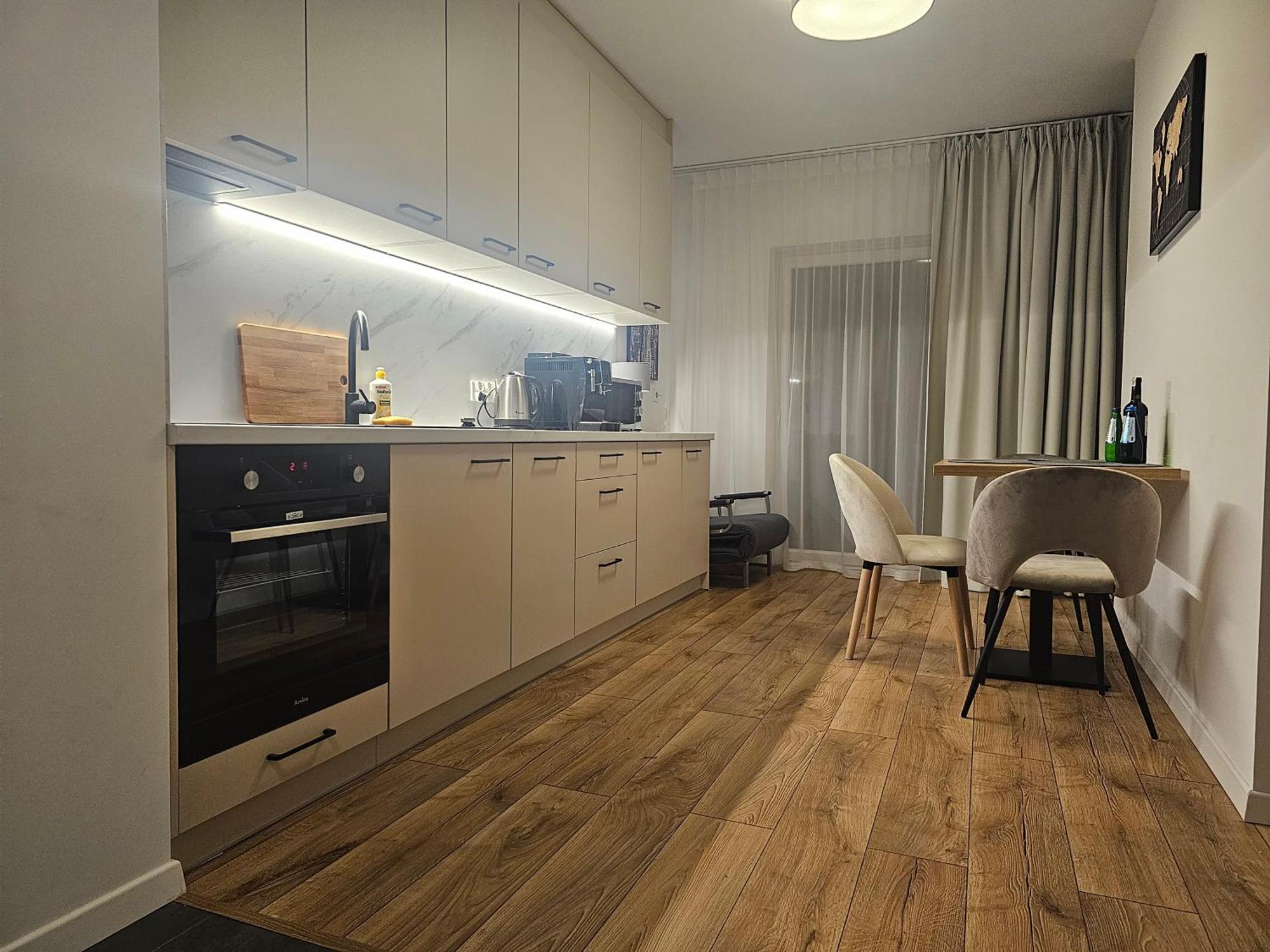 City Sense New Apartments - Main Station And City Center Wroclaw Bagian luar foto