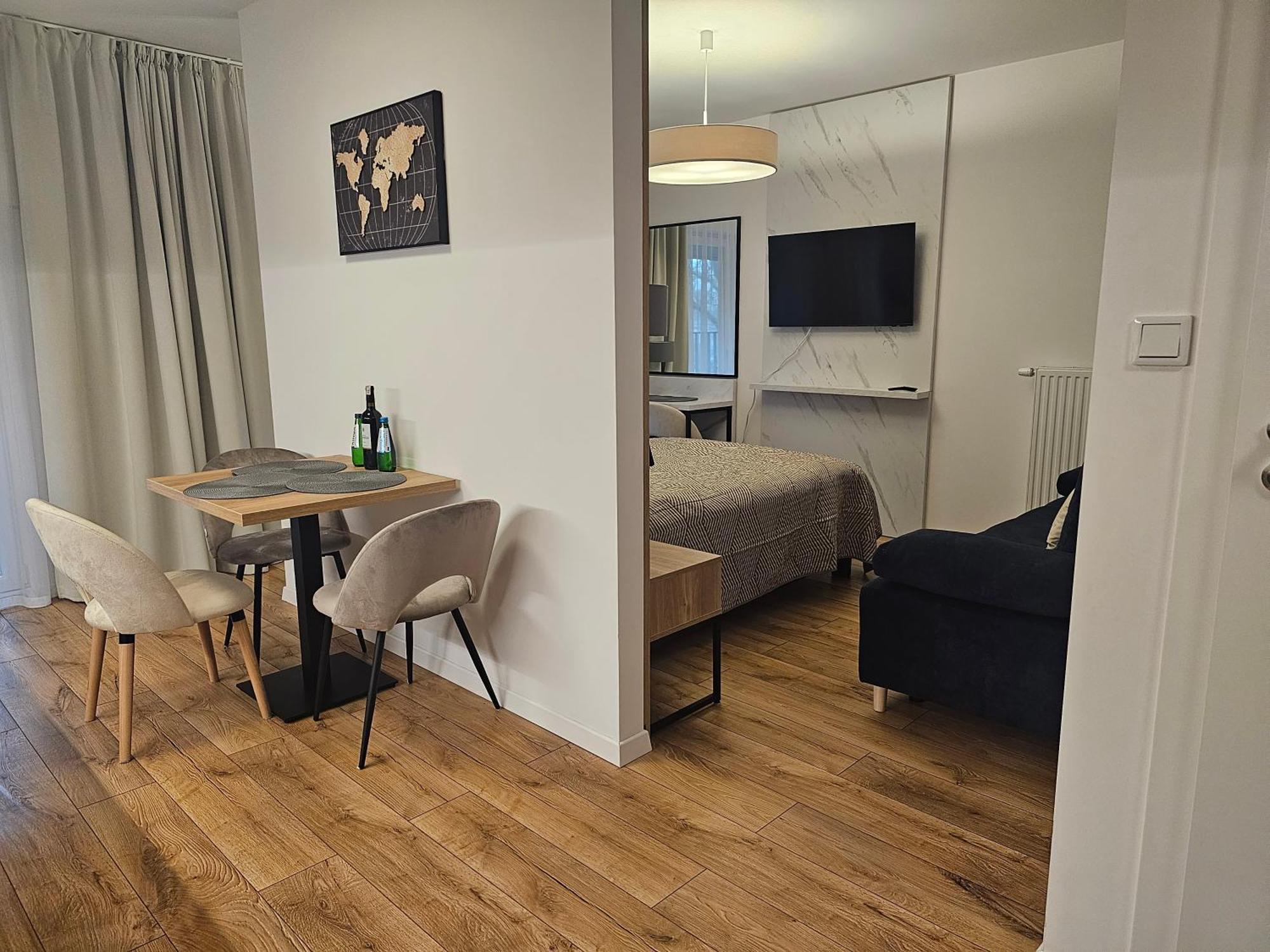 City Sense New Apartments - Main Station And City Center Wroclaw Bagian luar foto